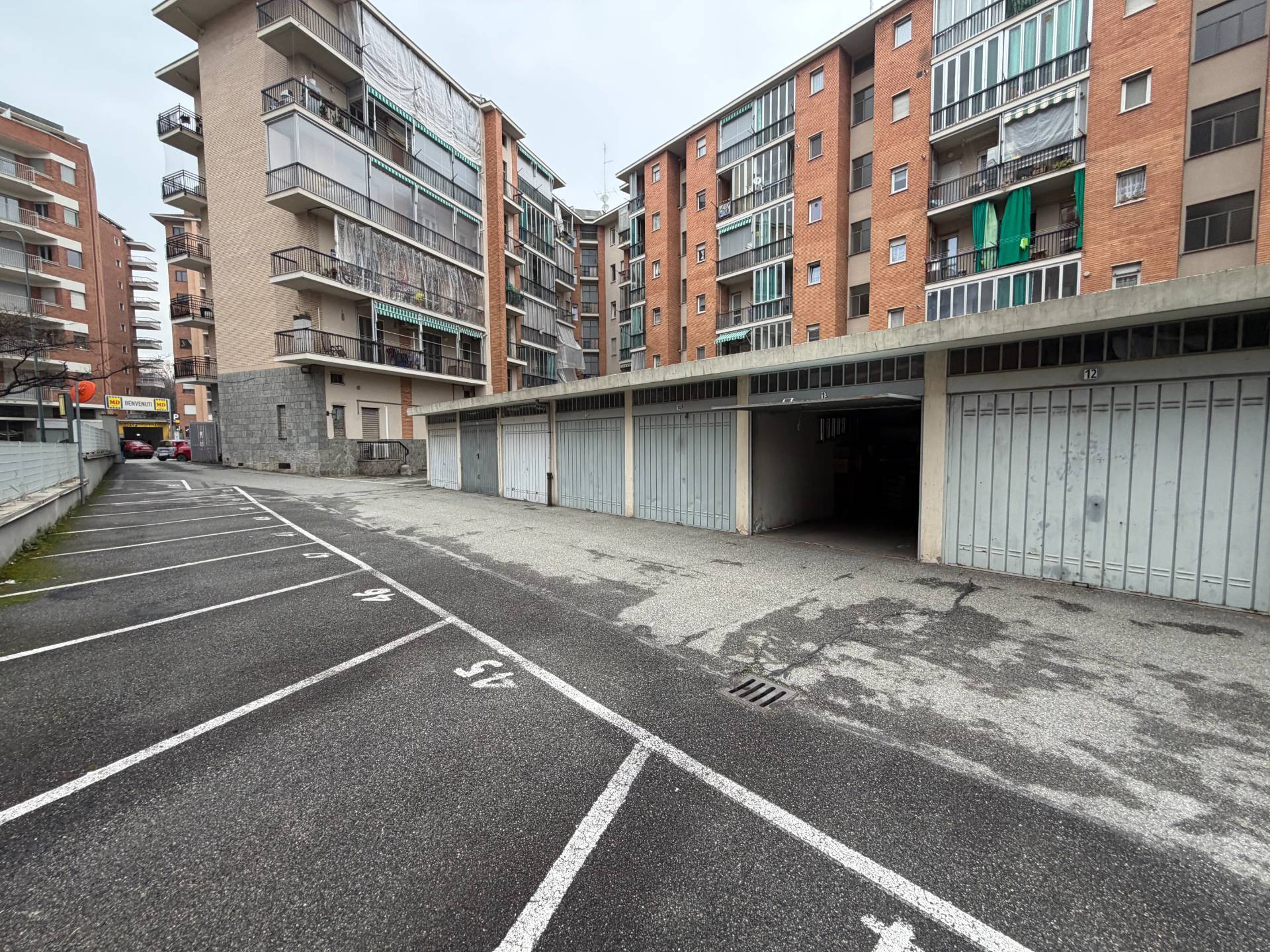 Box o garage in vendita a Torino, Santa Rita