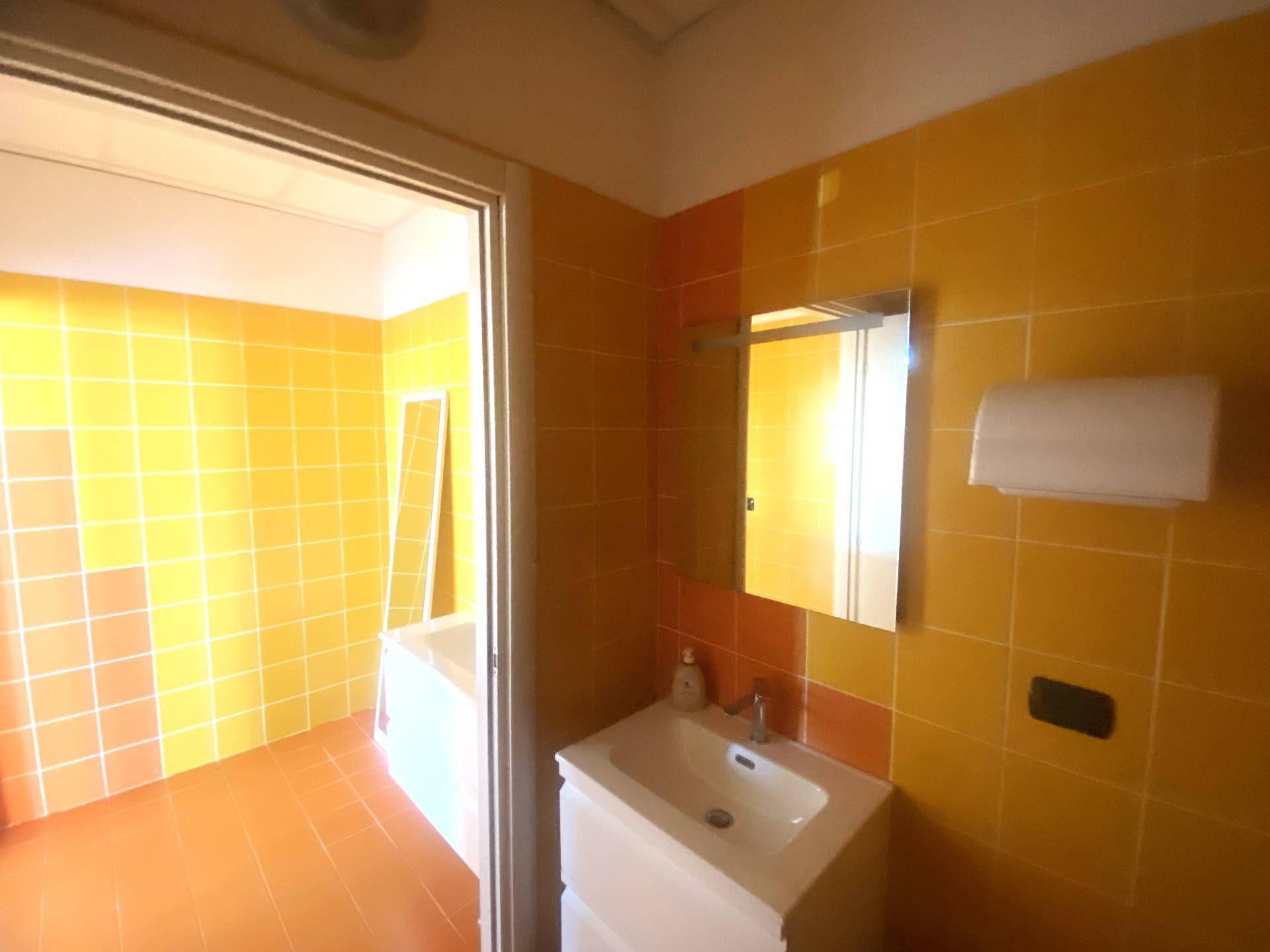 Ufficio in vendita a Avigliana, Avigliana