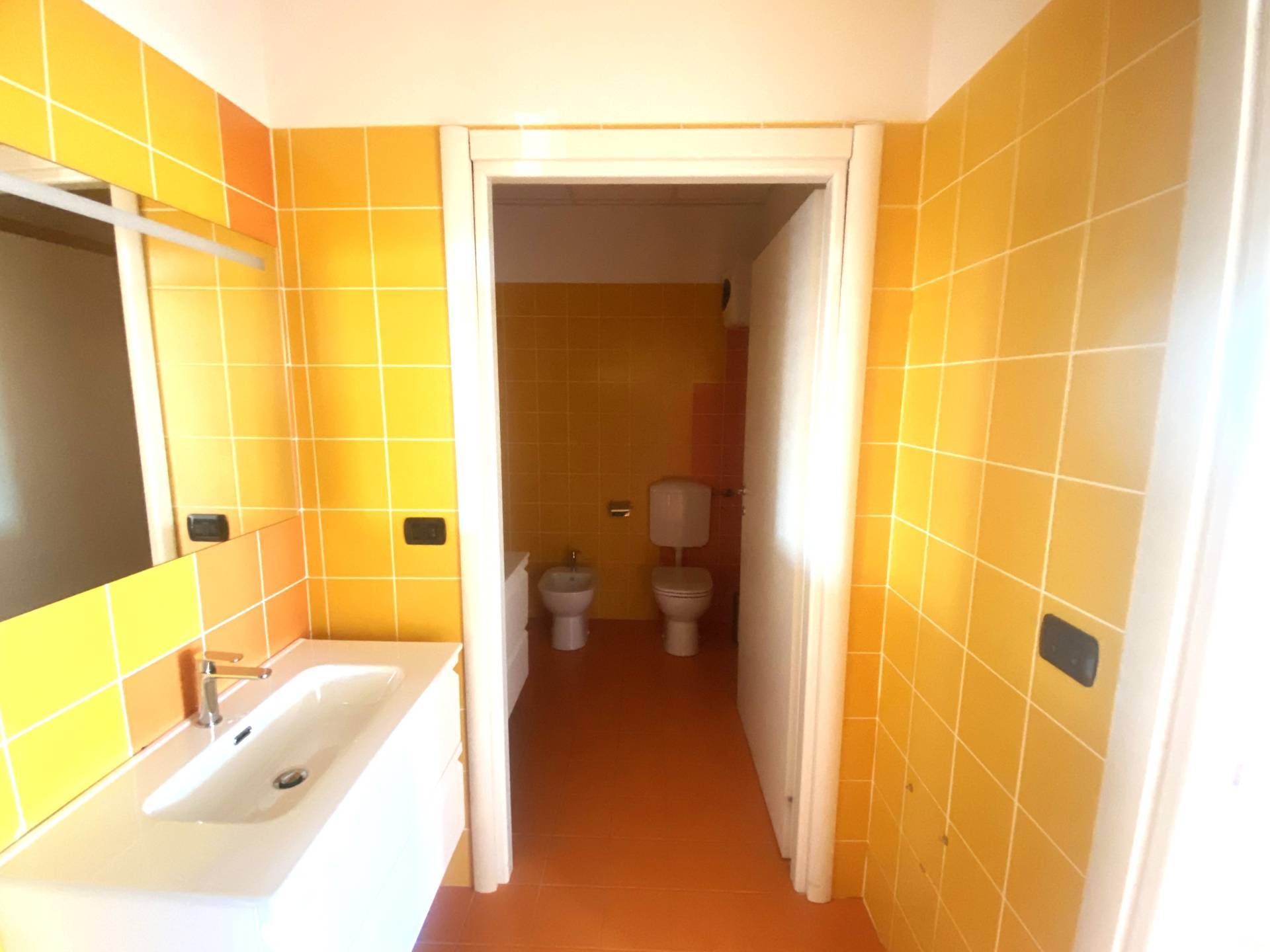 Ufficio in vendita a Avigliana, Avigliana