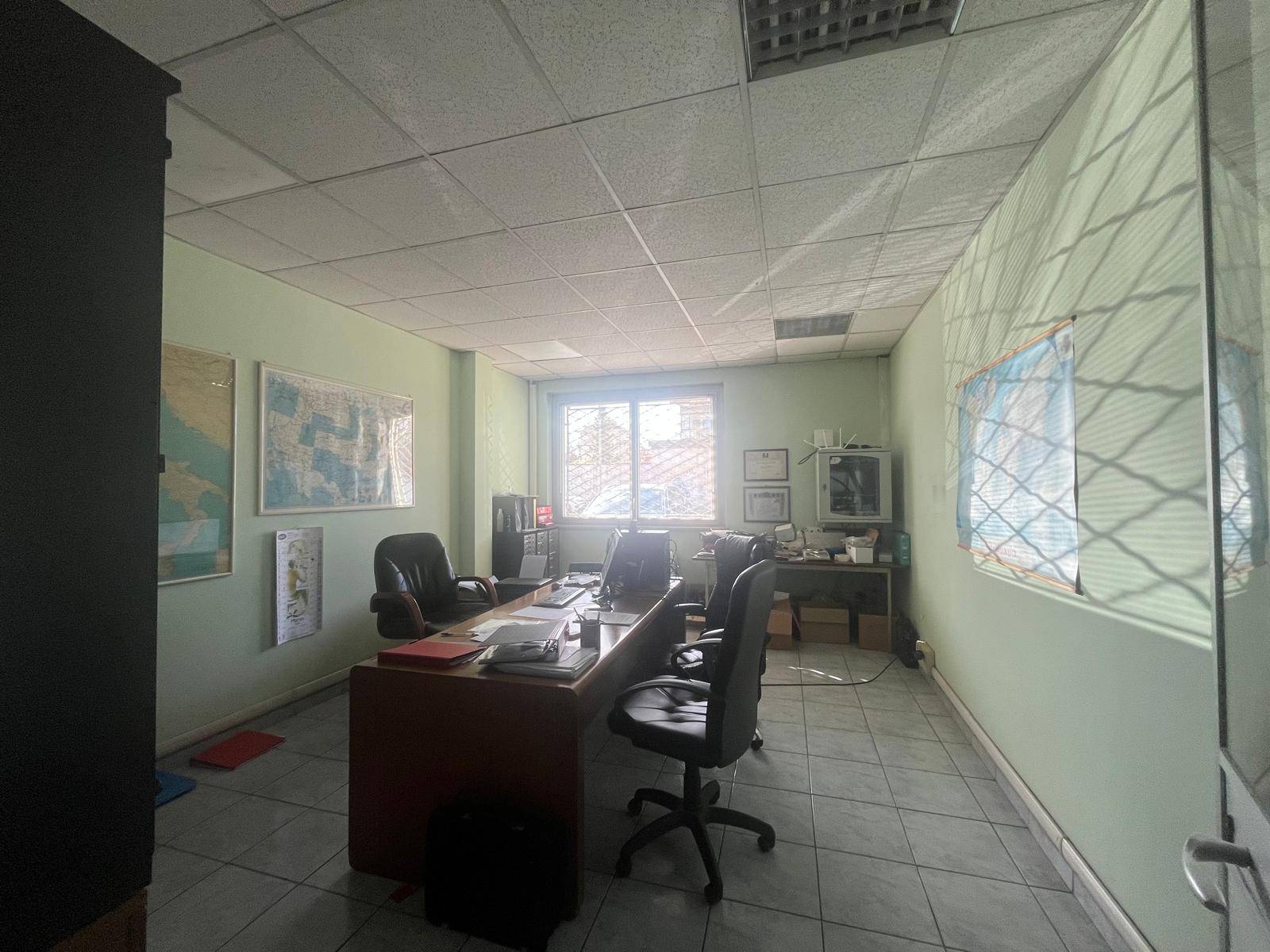 Ufficio in affitto a Collegno, Borgata Paradiso