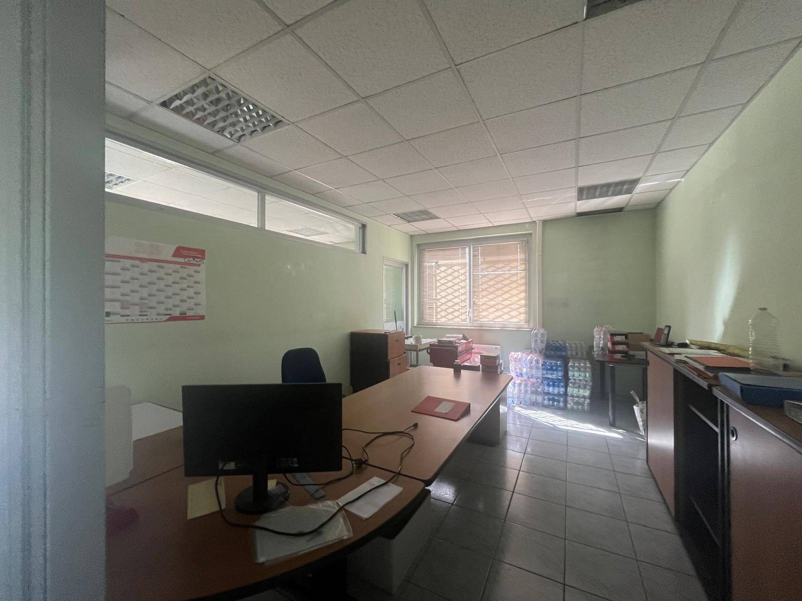 Ufficio in affitto a Collegno, Borgata Paradiso