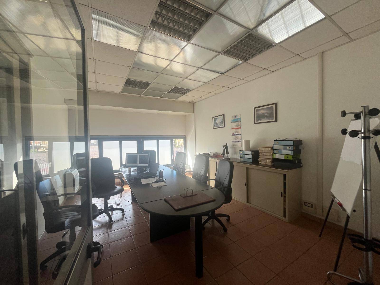 Ufficio in affitto a Collegno, Borgata Paradiso