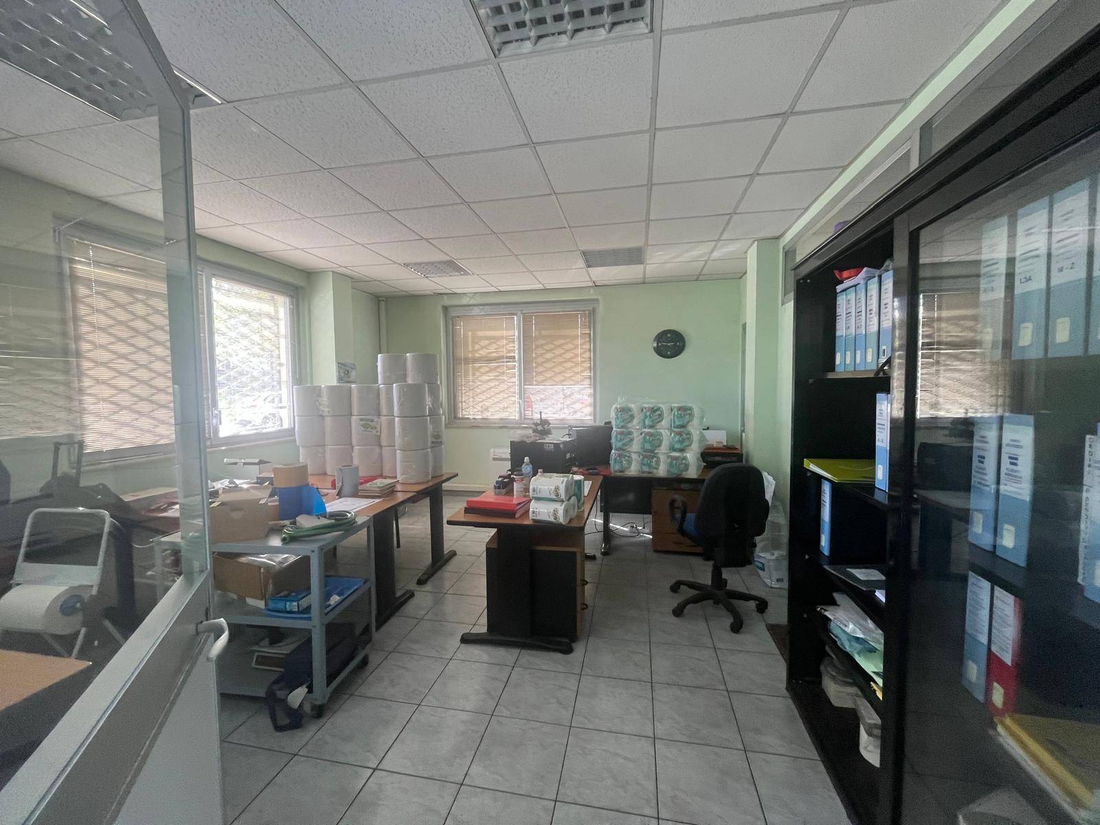 Ufficio in affitto a Collegno, Borgata Paradiso