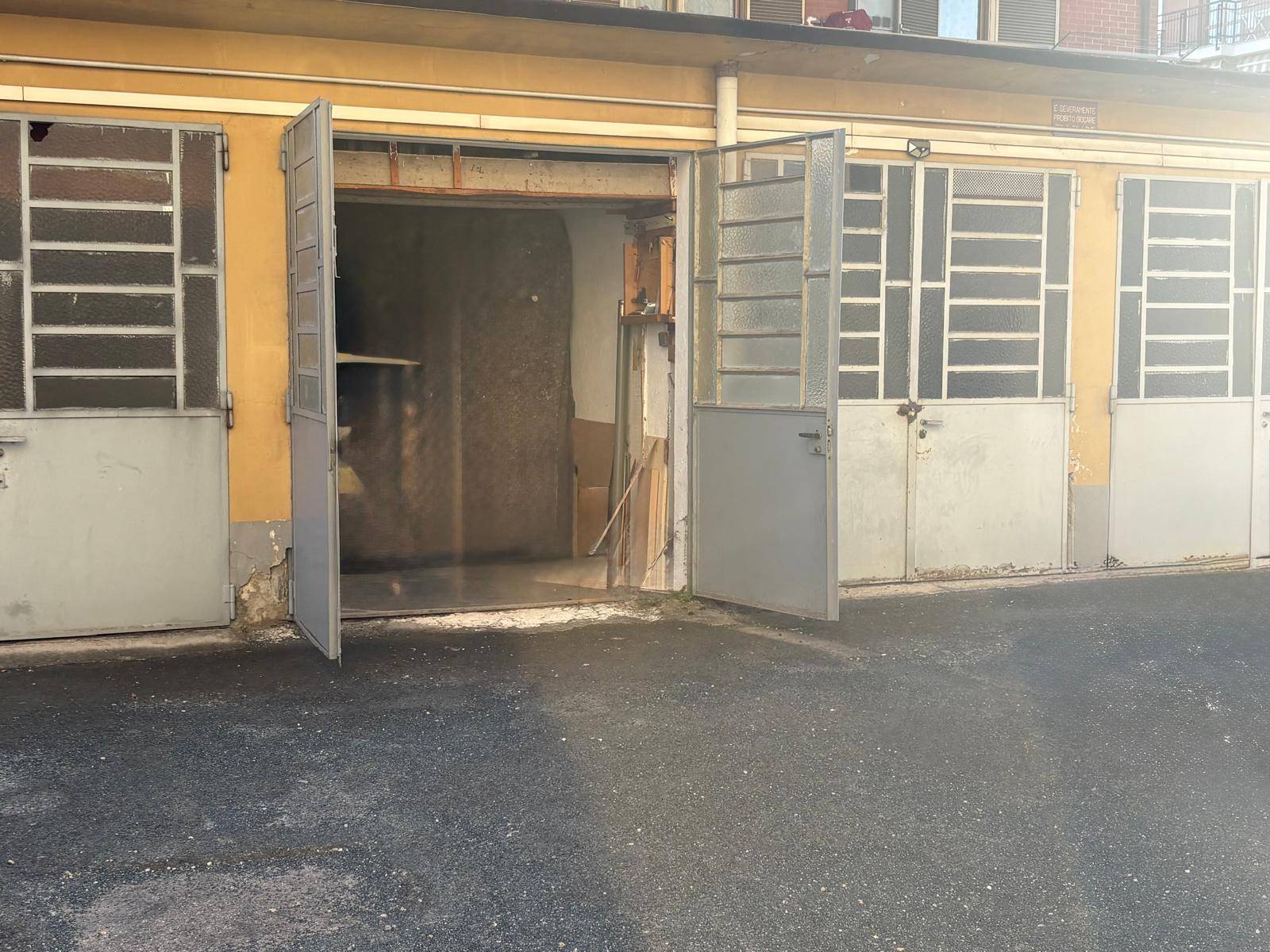 Box o garage in vendita a Grugliasco, Fabbrichetta