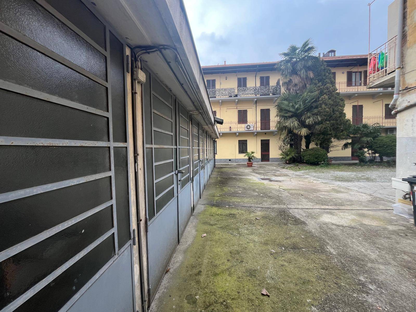 Magazzino in affitto a Collegno, Santa Maria