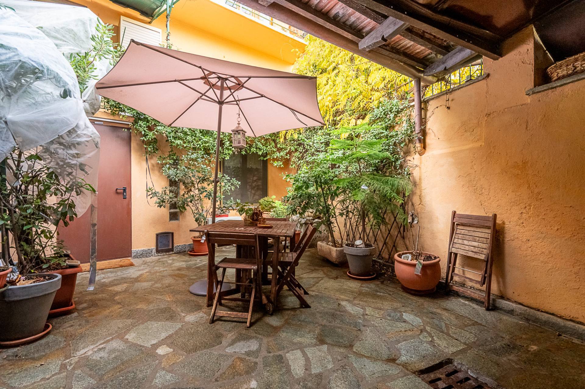 Casa indipendente in vendita a Rivoli, Castello