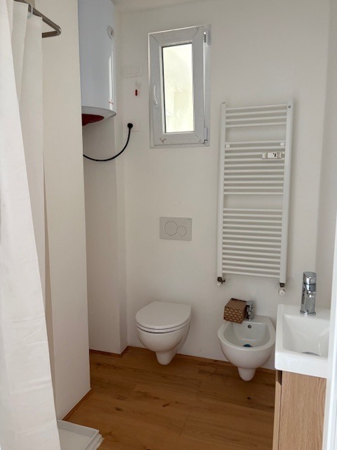 Quadrilocale con box in via malta, Trento