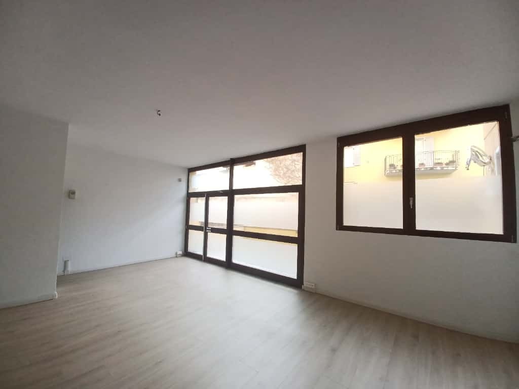 Locale commerciale ristrutturata a Trento