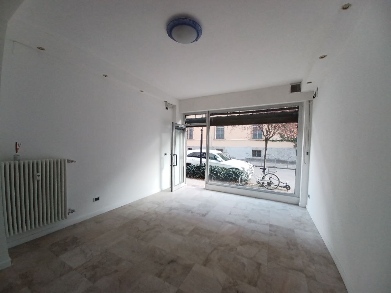 Locale commerciale in affitto a Trento