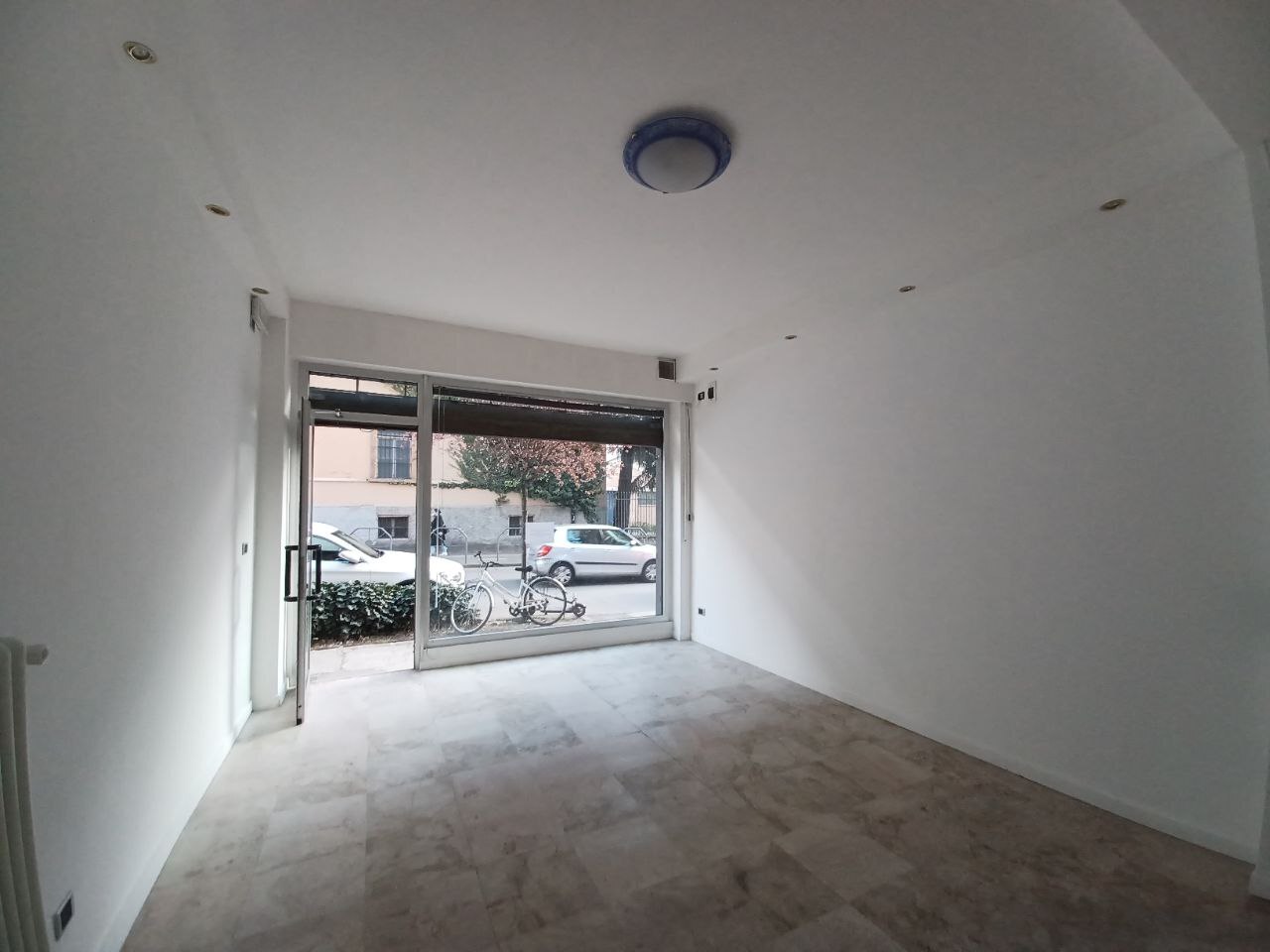 Locale commerciale in affitto a Trento