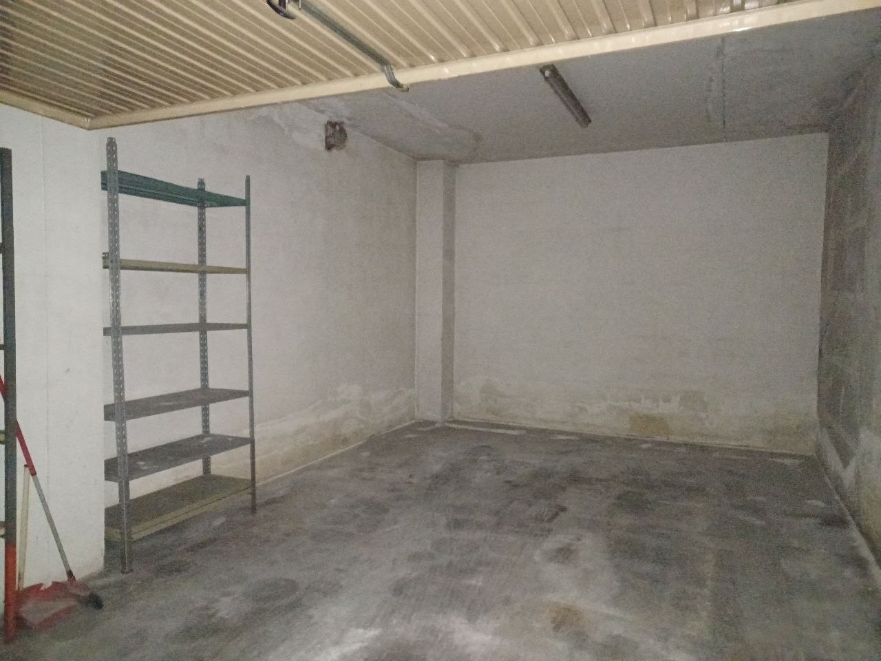 Posto auto coperto in vendita a Trento