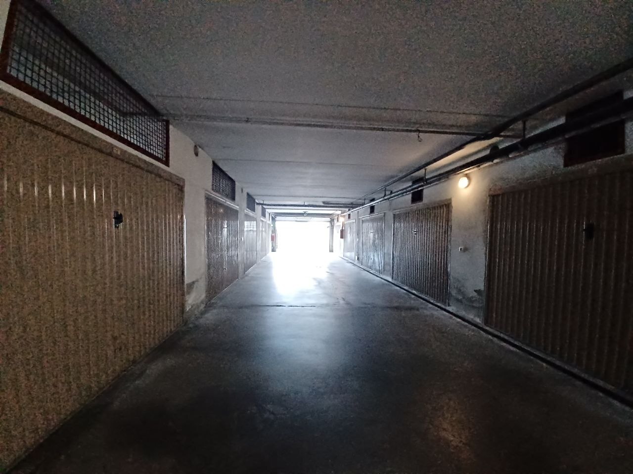 Posto auto coperto in vendita a Trento