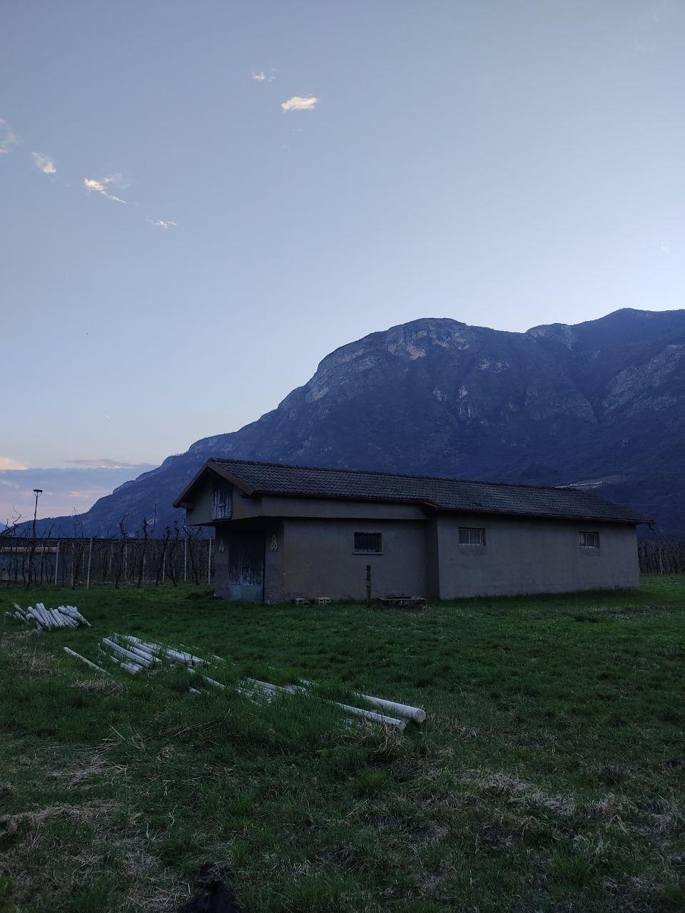 Magazzino in vendita a Aldeno