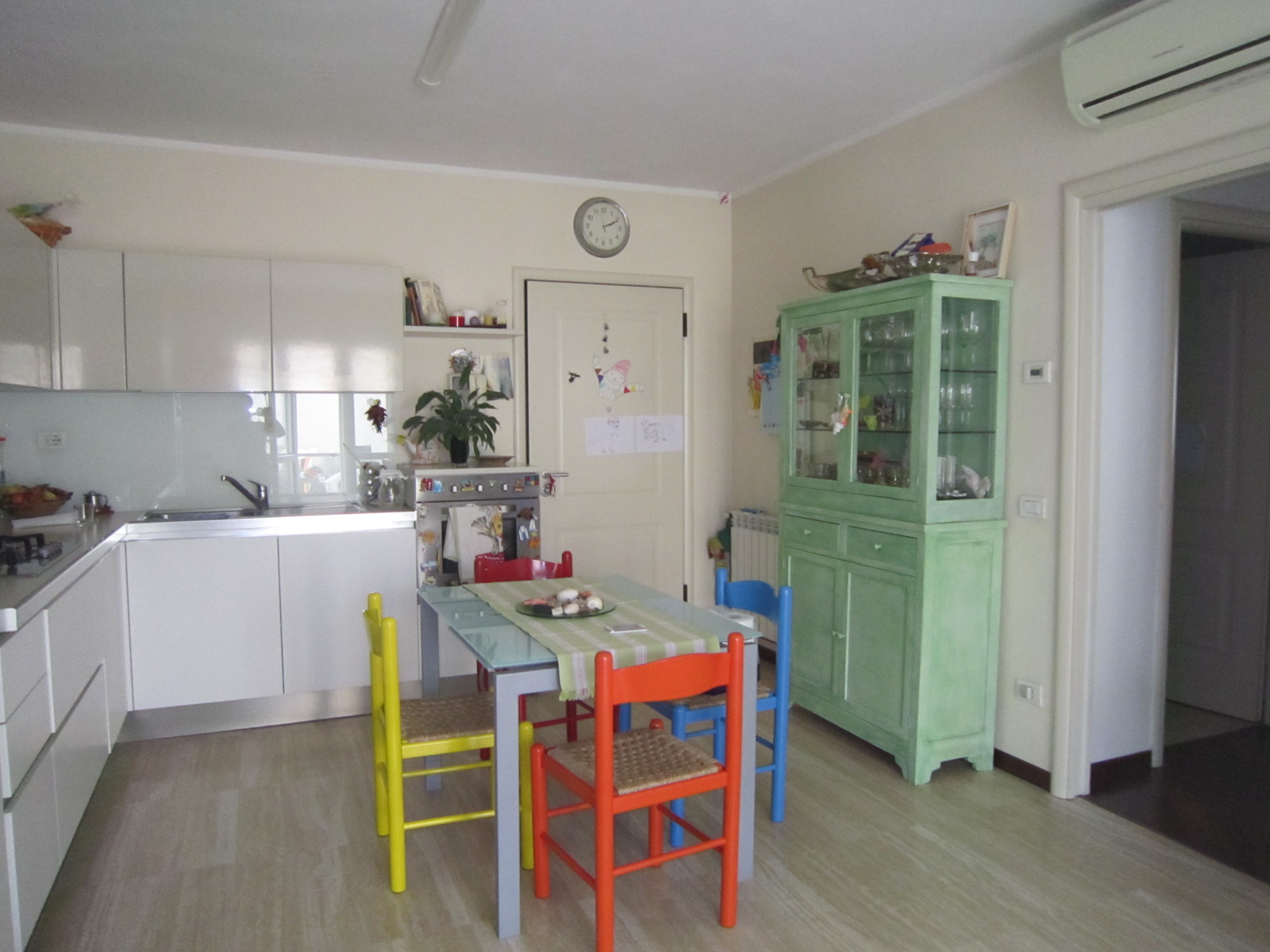 Appartamento piano terra in vendita a Viareggio, Campo D'Aviazione