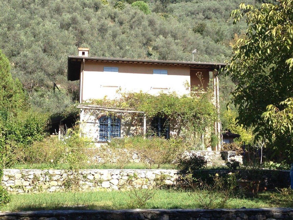 Rustico in vendita a Camaiore