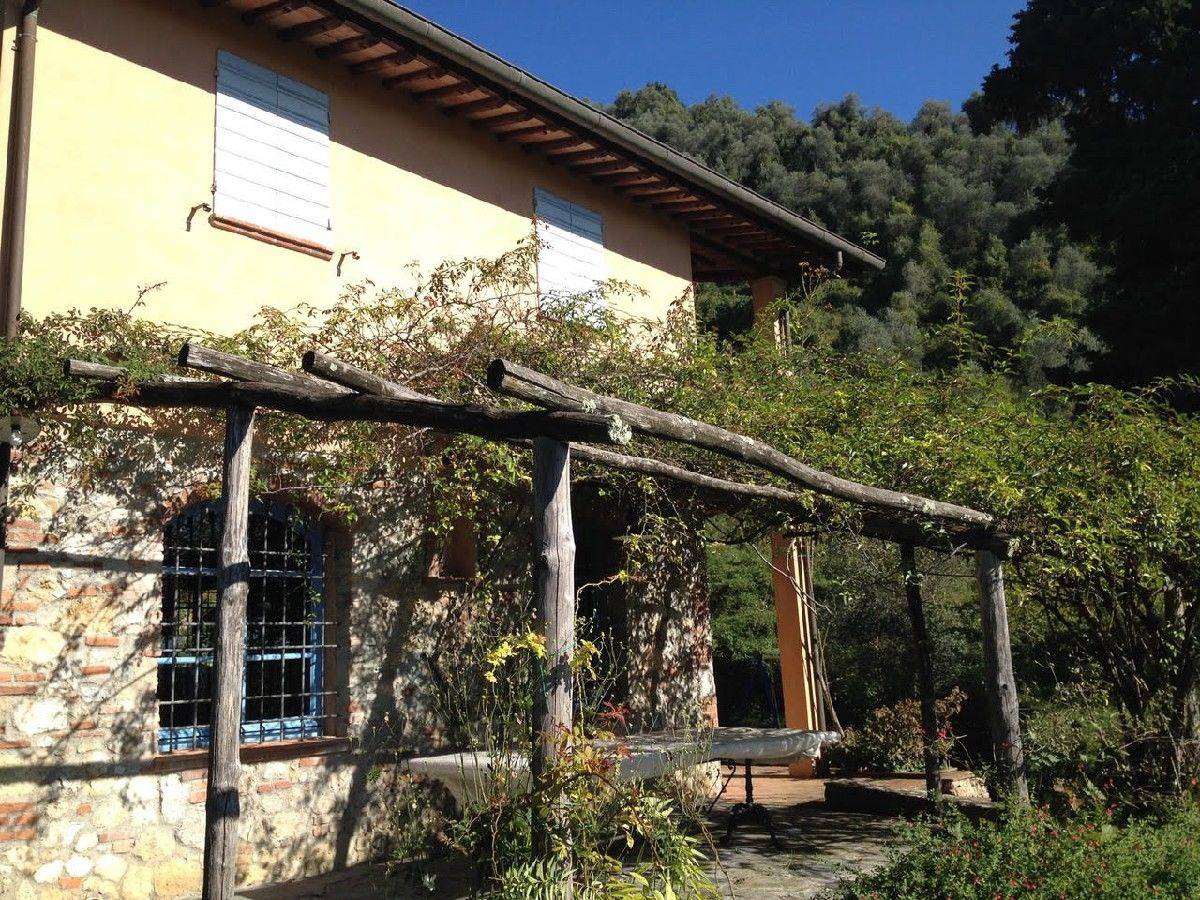 Rustico in vendita a Camaiore