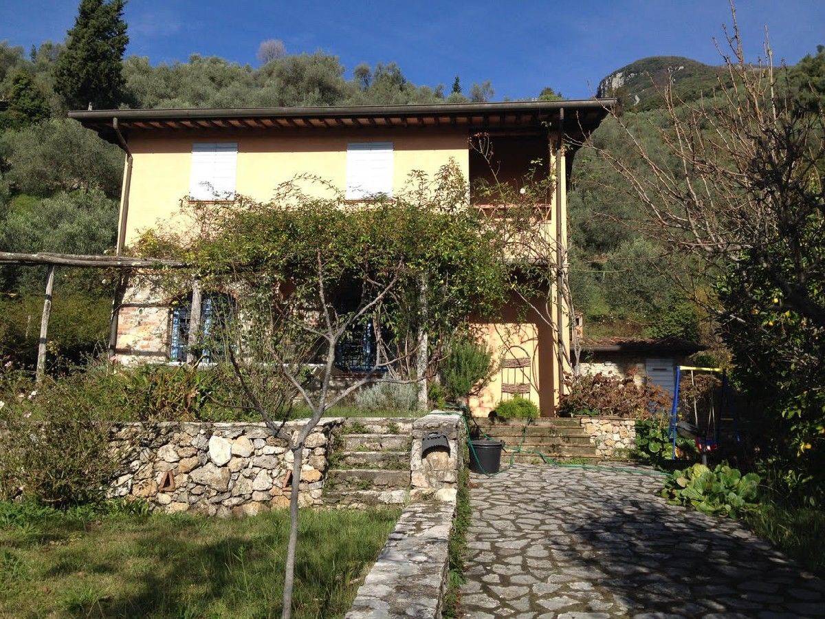 Rustico in vendita a Camaiore