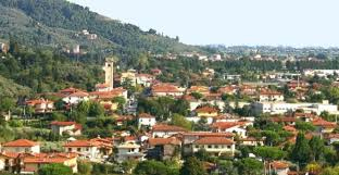 Appartamento piano terra in vendita a Camaiore, Capezzano Pianore