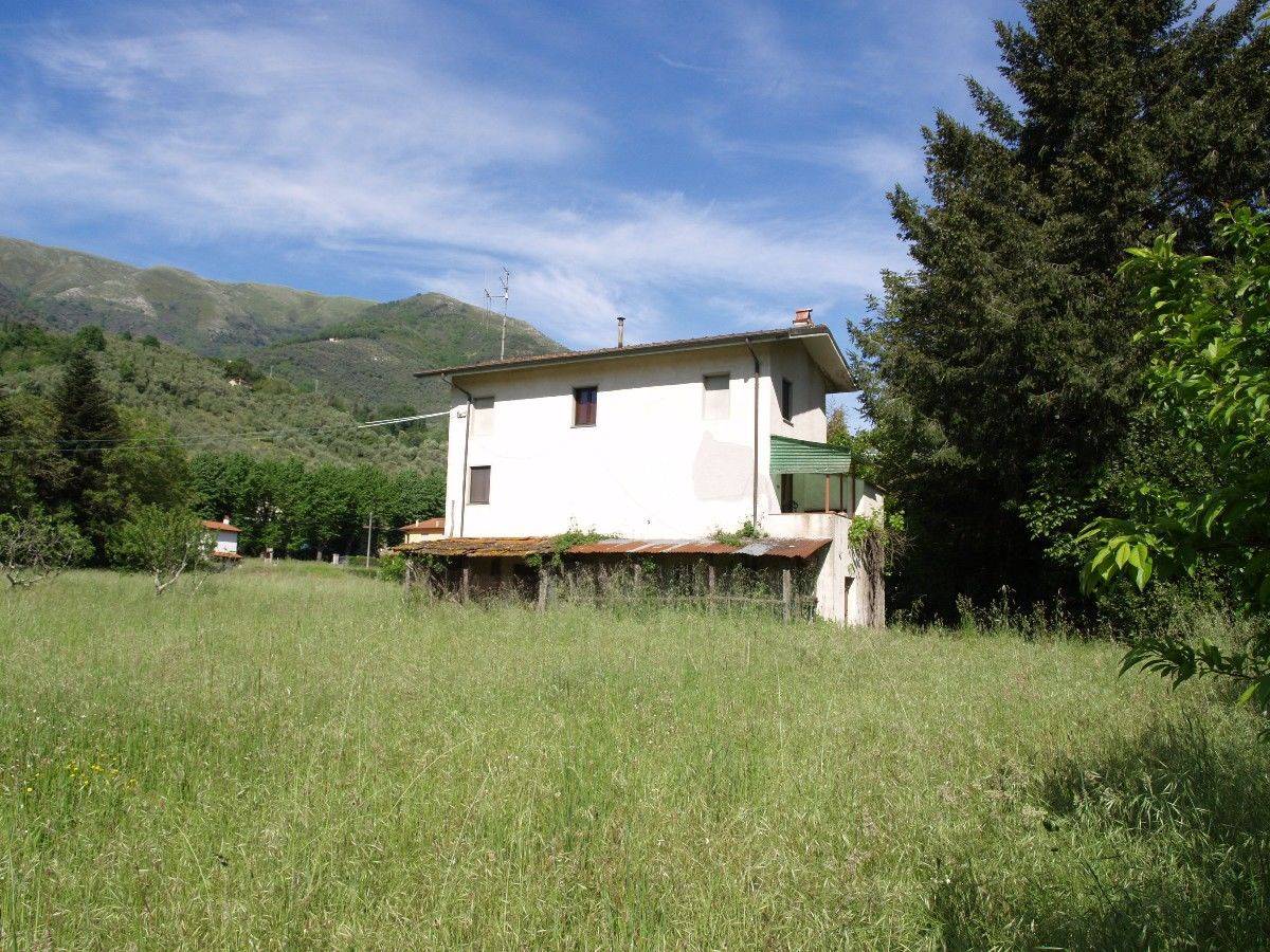 Rustico in vendita a Camaiore