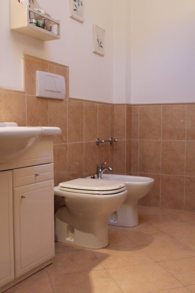 Appartamento piano terra in vendita a Viareggio, Marco Polo