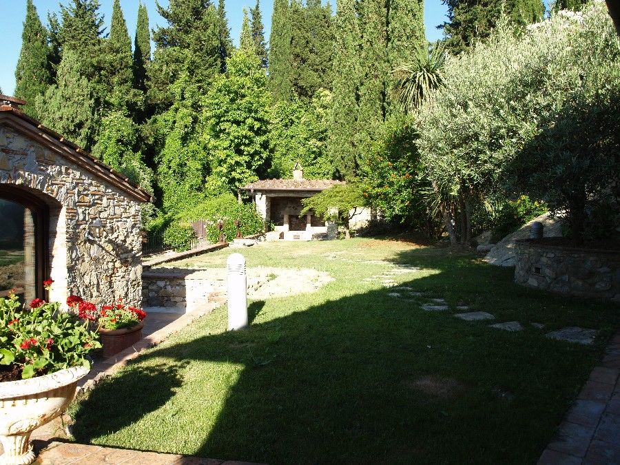 Rustico in vendita a Camaiore, MONTEMAGNO