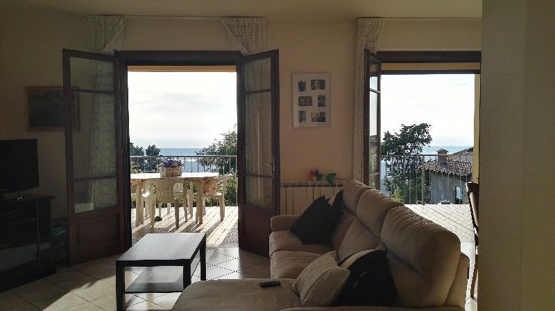 Villa in vendita a Massarosa, Montigiano