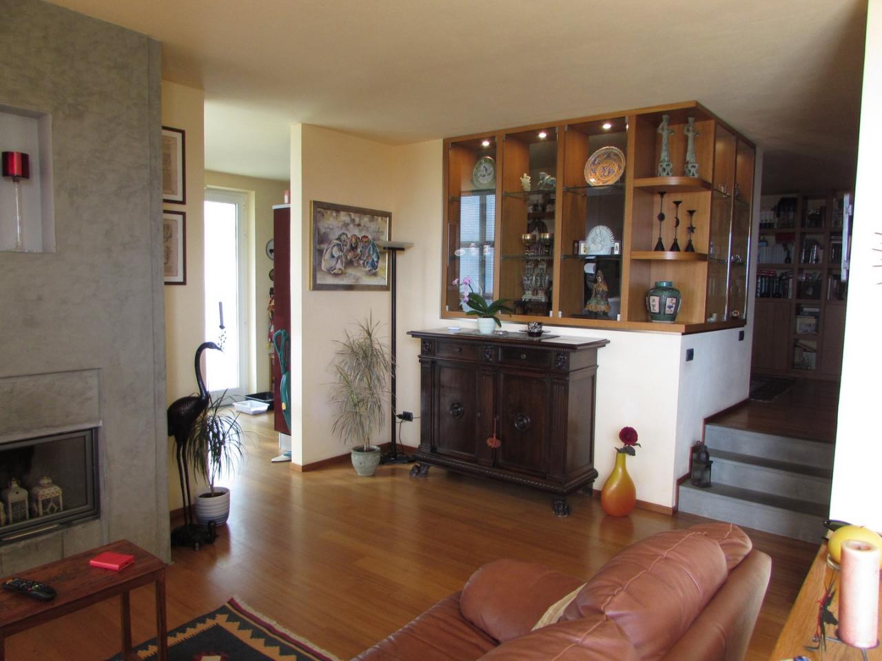 Villa in vendita a Massarosa, Pieve a Elici