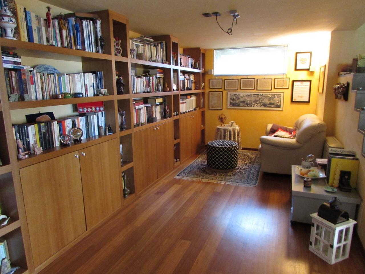 Villa in vendita a Massarosa, Pieve a Elici