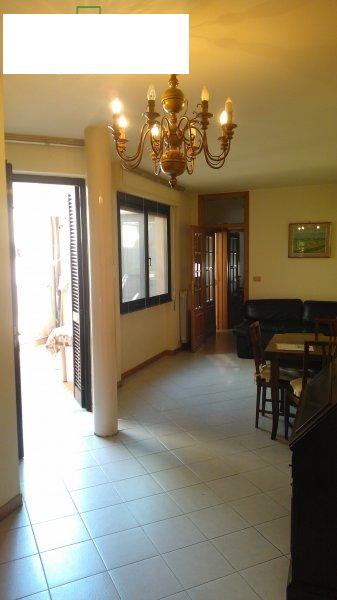 Appartamento piano terra in vendita a Viareggio, Don Bosco