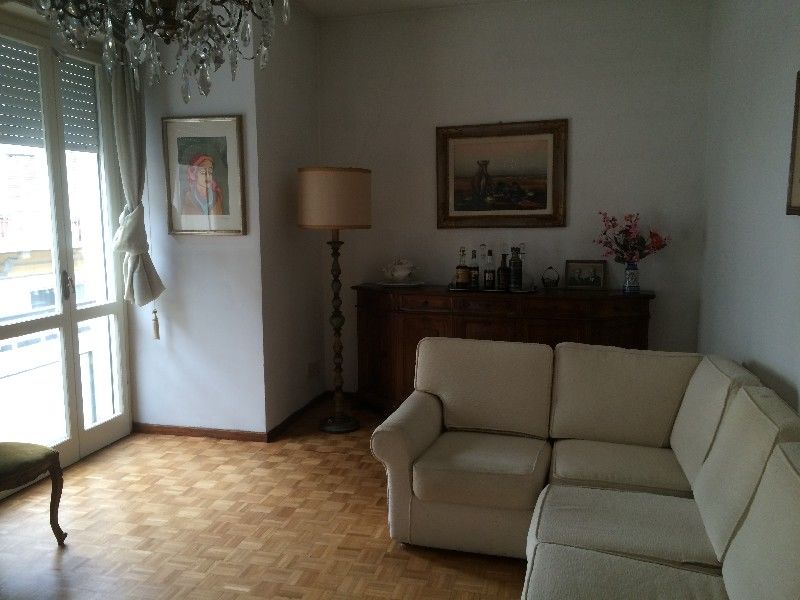 Appartamento in vendita a Viareggio, Centro