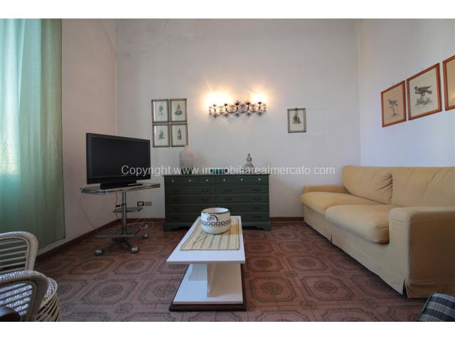 appartamento 1� piano ed ultimo in vendita a Camaiore, Lido di Camaiore