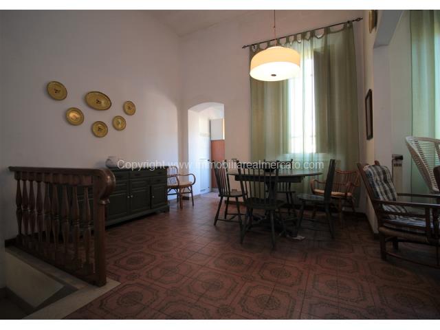 appartamento 1� piano ed ultimo in vendita a Camaiore, Lido di Camaiore