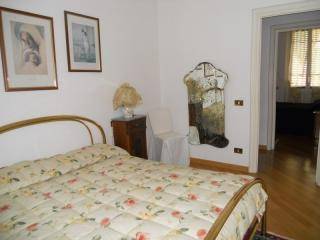 Appartamento ultimo piano in vendita a Viareggio, Fascia mare