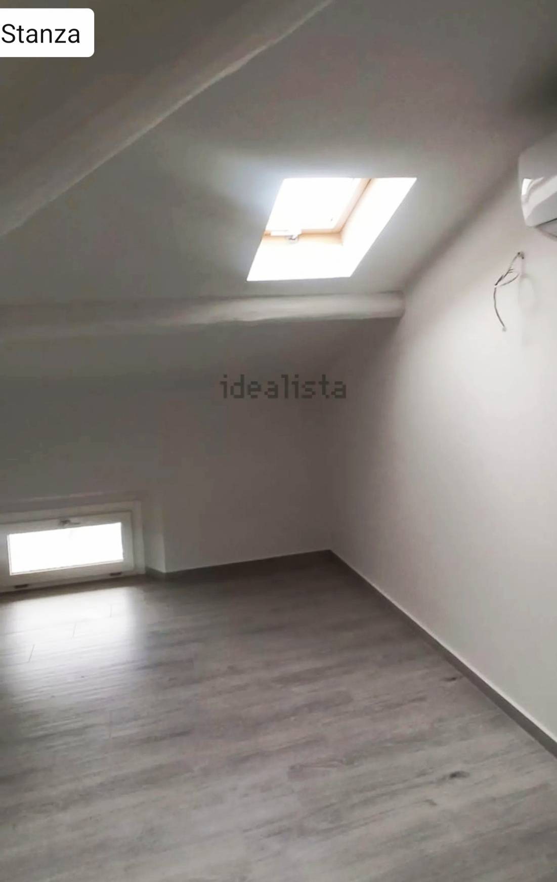Appartamento ultimo piano in vendita a Viareggio, Centro/Pineta