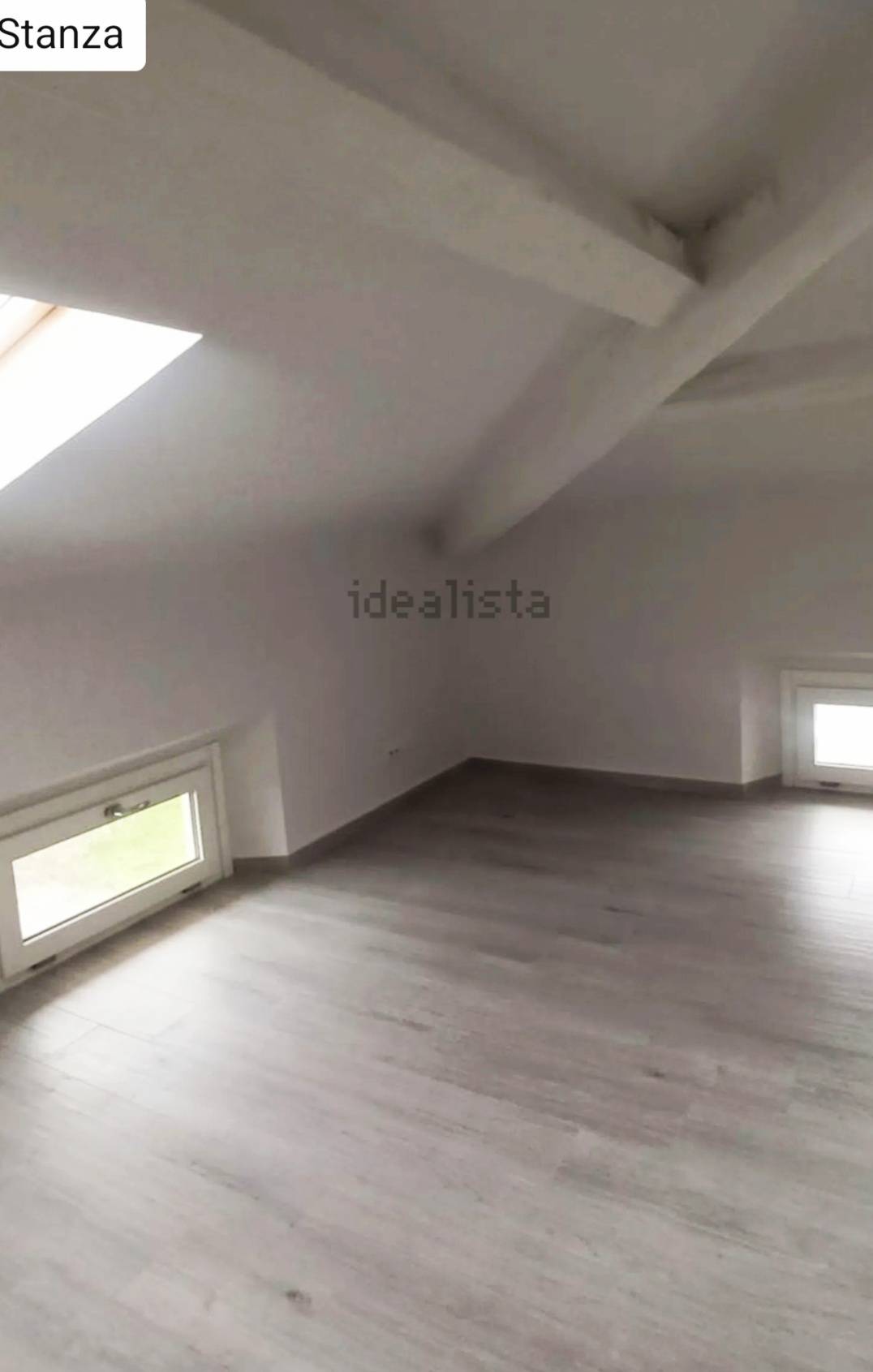 Appartamento ultimo piano in vendita a Viareggio, Centro/Pineta