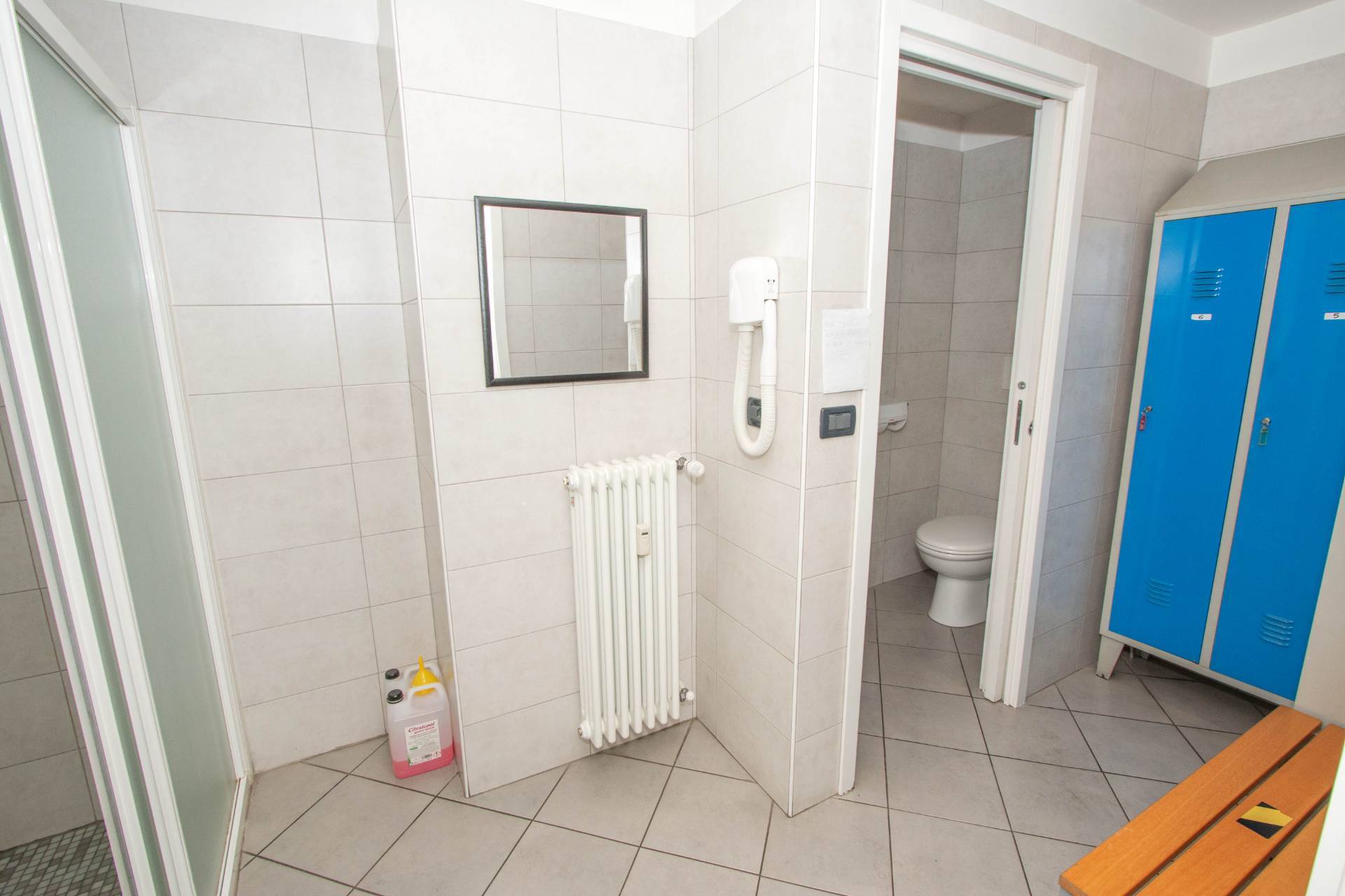 Negozio in vendita a Torino, Pozzo Strada