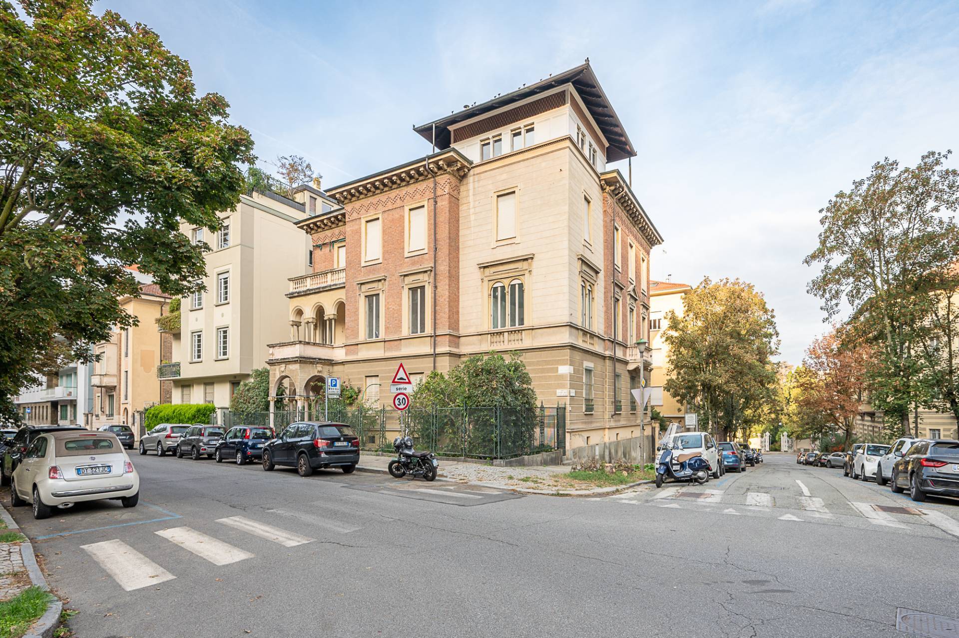 Appartamento con terrazzo, Torino gran madre - crimea