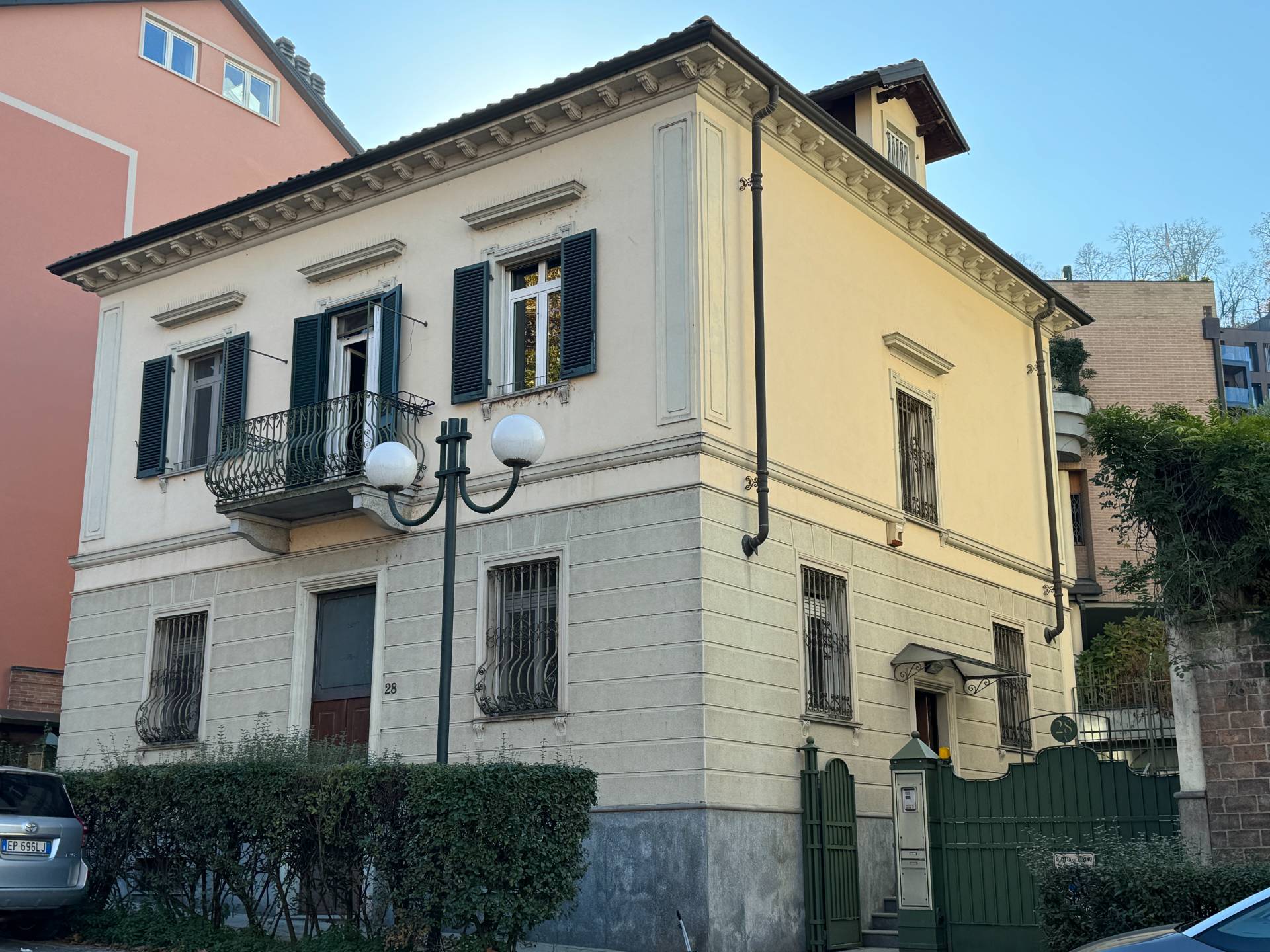 Villa con terrazzo, Torino gran madre - crimea