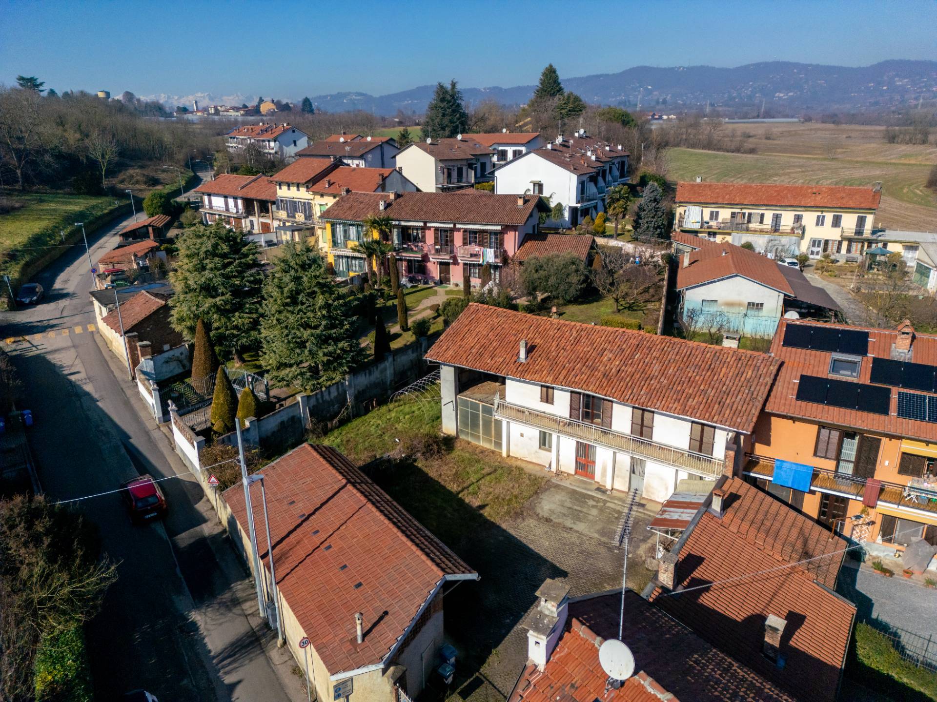 Casa indipendente in vendita a Trofarello, Valle Sauglio
