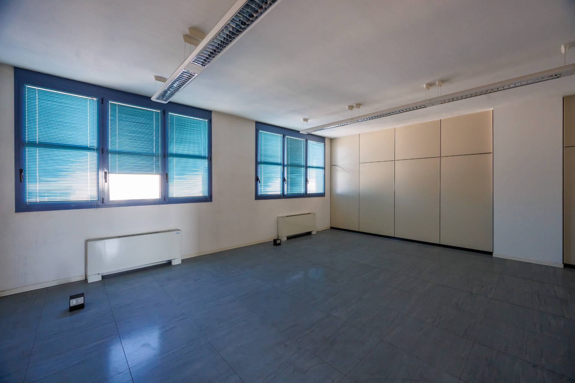 Ufficio in vendita a San Maurizio Canavese, Industriale