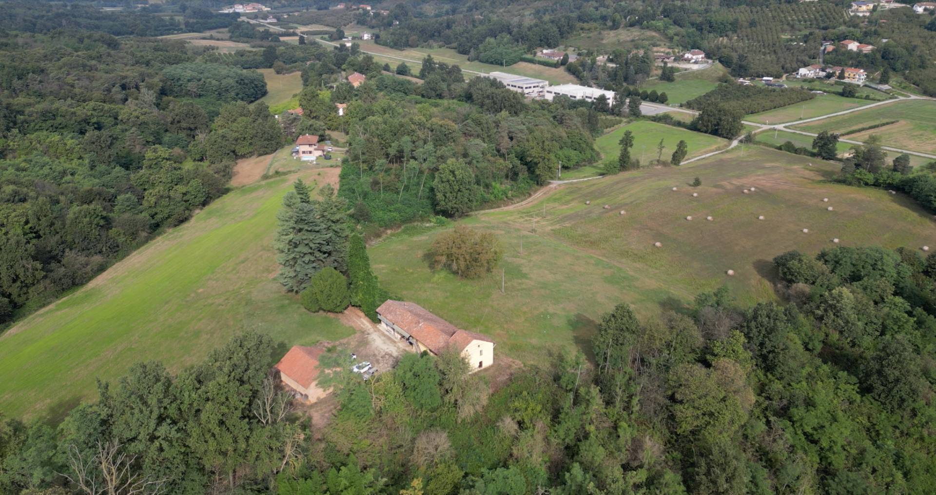 Cascina in vendita a Montaldo Roero