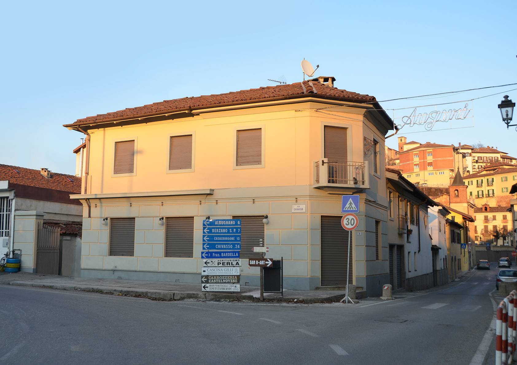 Stabile - Palazzo in vendita a Castelnuovo Don Bosco