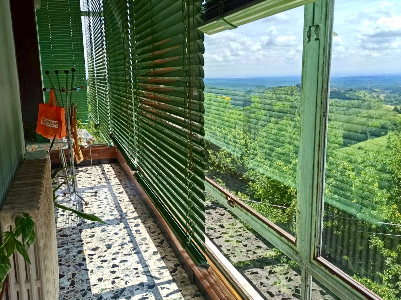 Stabile - Palazzo in vendita a Albugnano