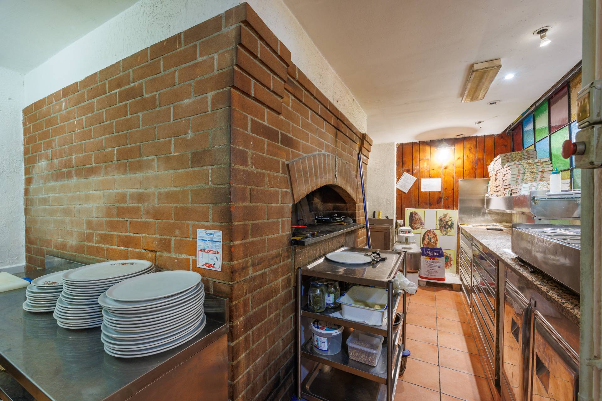 Attivit Commerciale - Pizzeria in vendita a Torino, Valdocco - Aurora