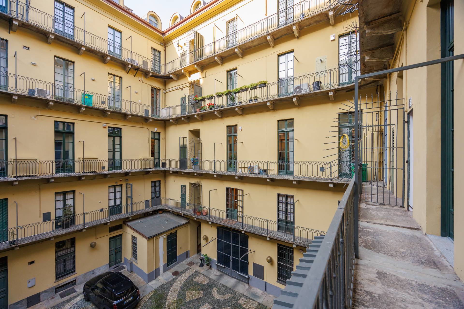 Appartamento in vendita a Torino, Centro