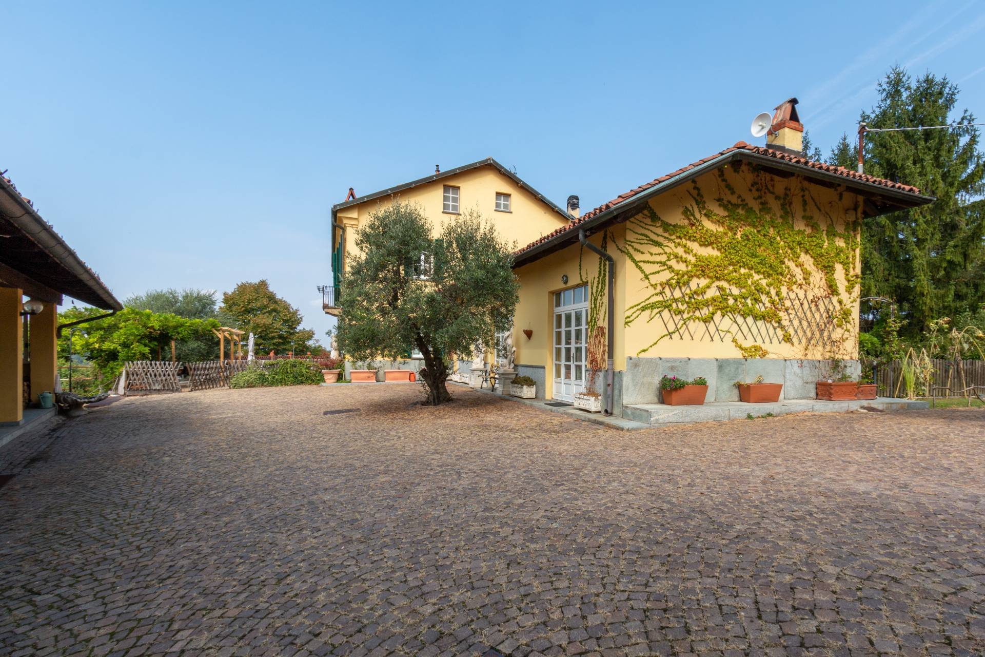 Villa in vendita a Torino, Madonna del Pilone - Sassi