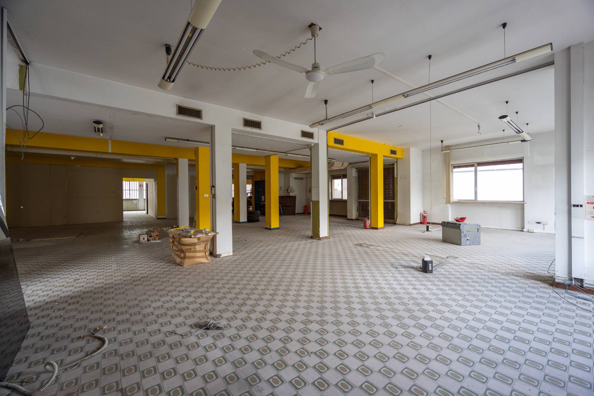 Stabile - Palazzo in vendita a Torino, Vanchiglietta