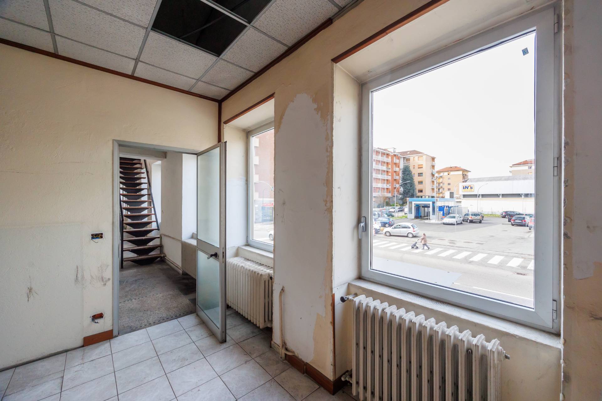 Capannone in vendita a Moncalieri, Borgo San Pietro