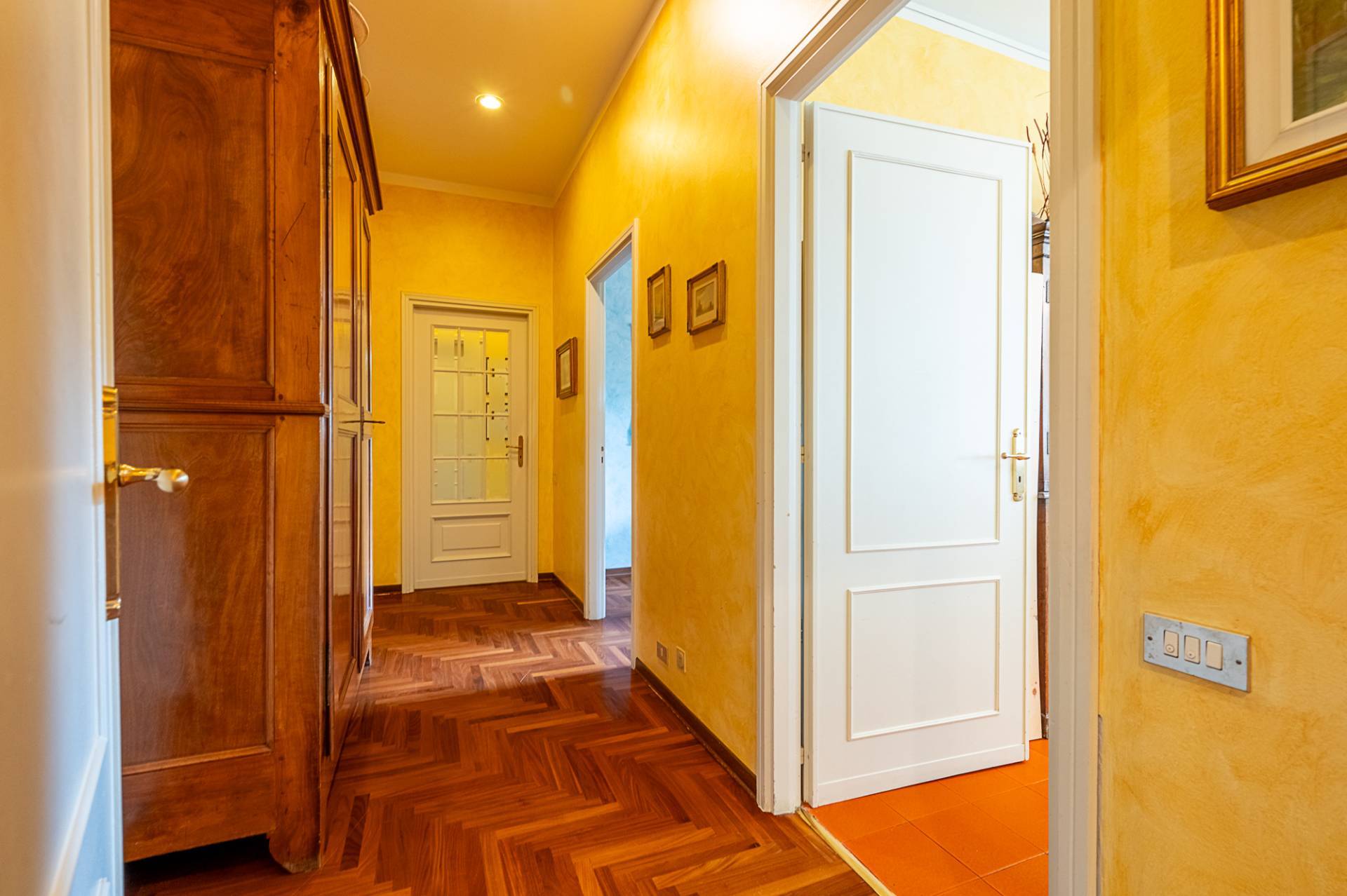 Appartamento in vendita a Torino, Collina