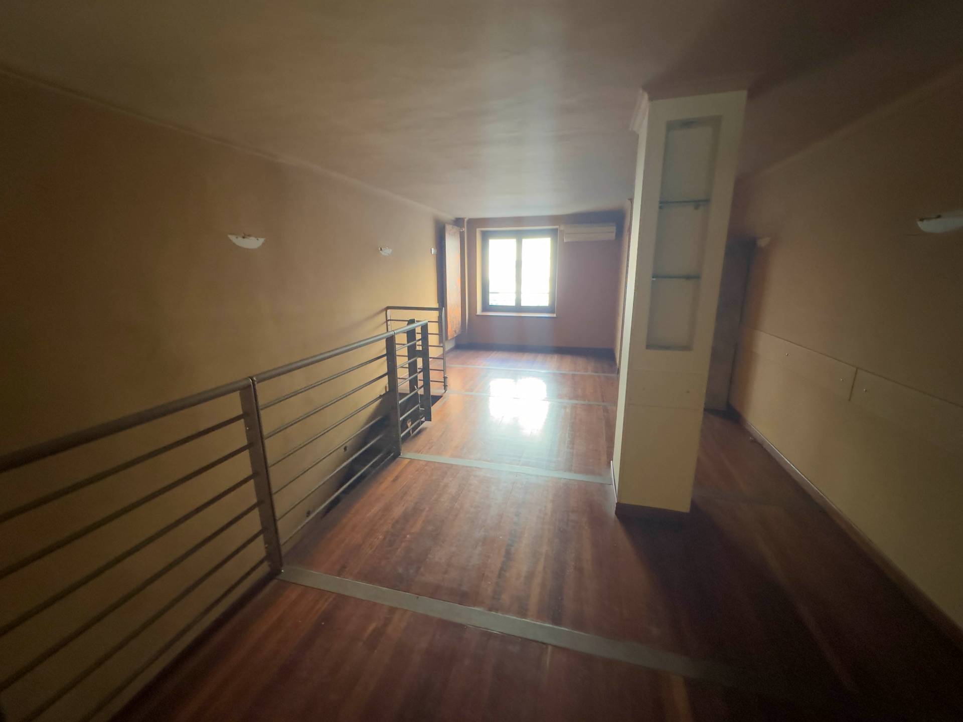 Negozio in vendita a Torino, Centro